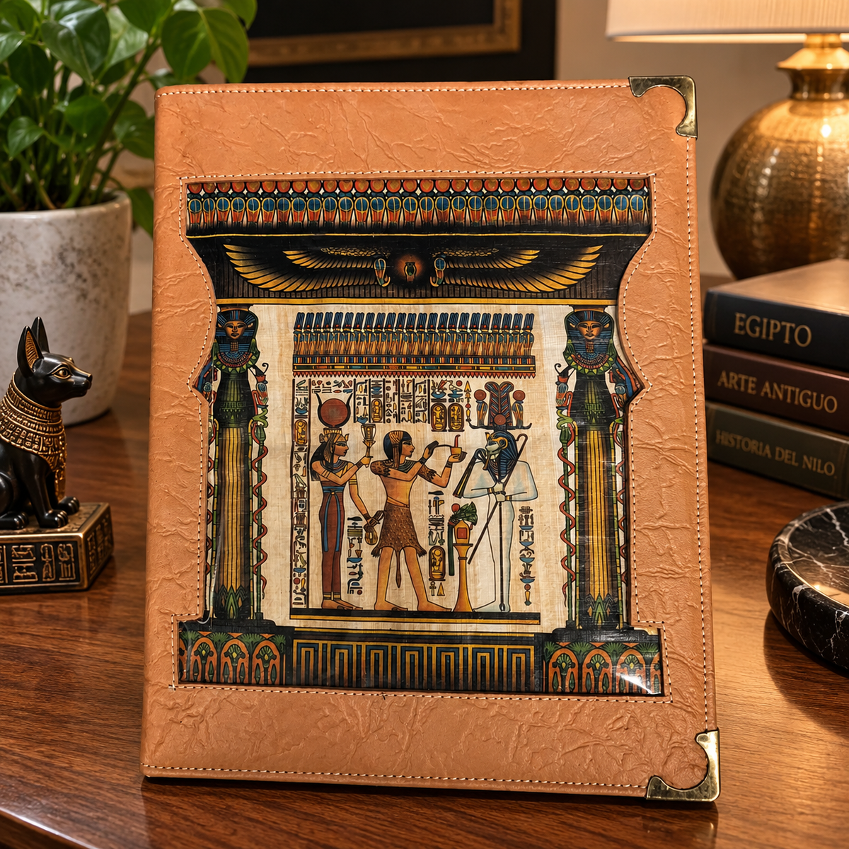 Libreta de Dibujo en Cuero de Camello – Arte y Tradición del Antiguo Egipto
